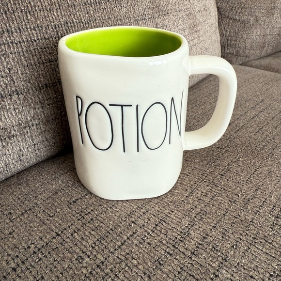 Rae Dunn Potion Artisan Collection Mug Halloween - Picture 1 of 5